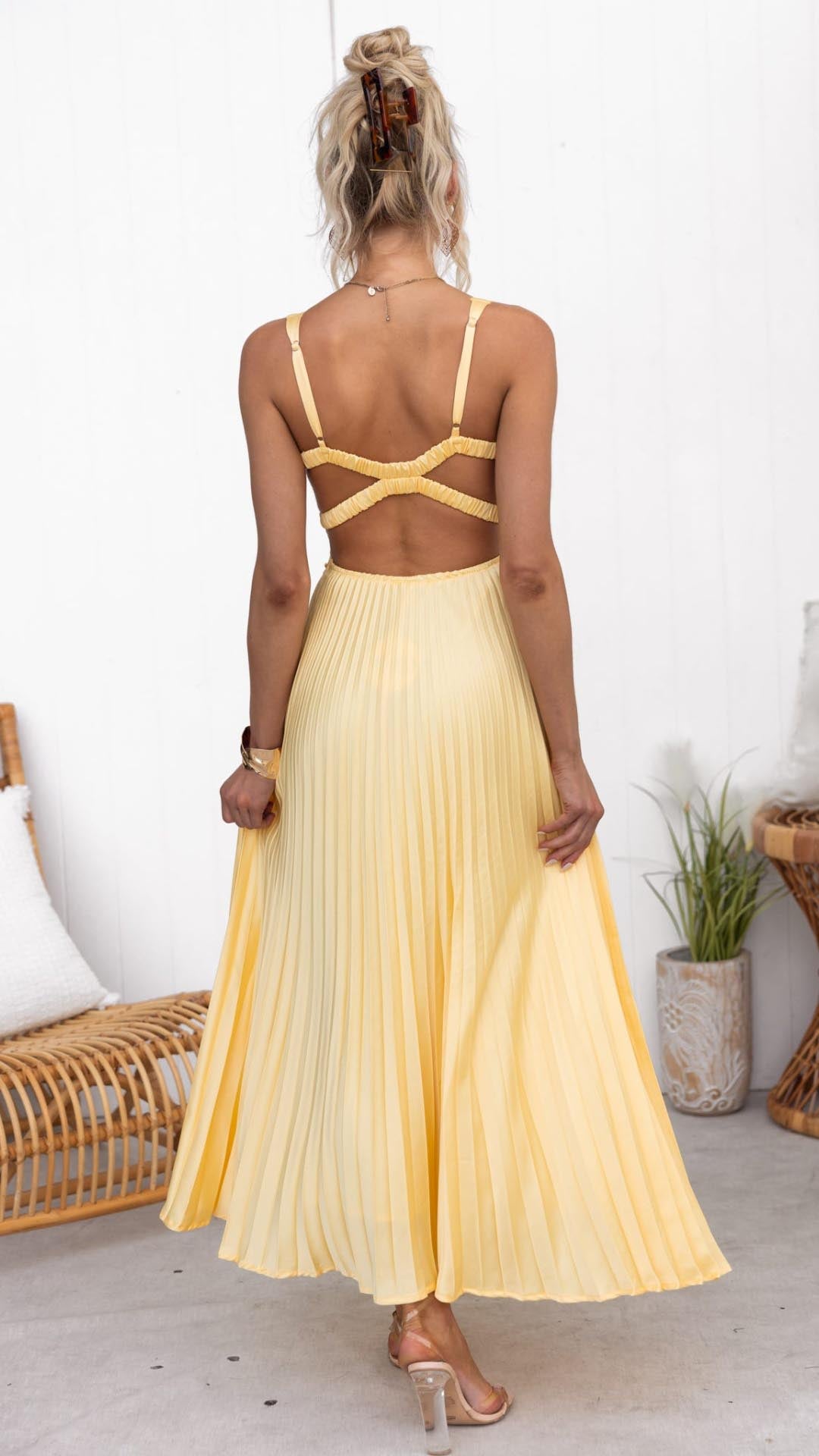 Sonja | Elegantes plissiertes Maxikleid